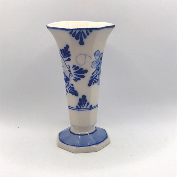 🧡 Royal Delft Blue Porcelain Vase 🧡 - Picture 2 of 4